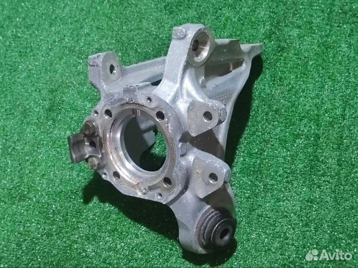 Кулак задний левый Bmw X6 F16