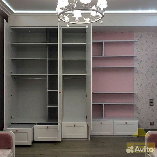 Угловой шкаф