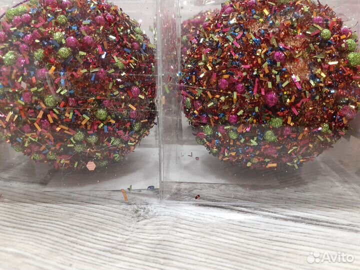 Пакет ярких новогодних игрушек