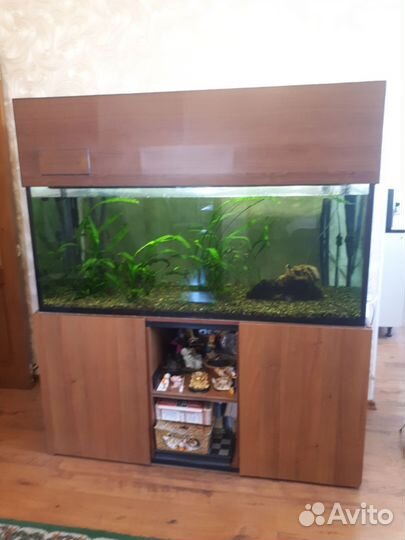 Аквариум с тумбой