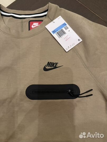 Лонгслив Nike Tech Fleece. Оригинал