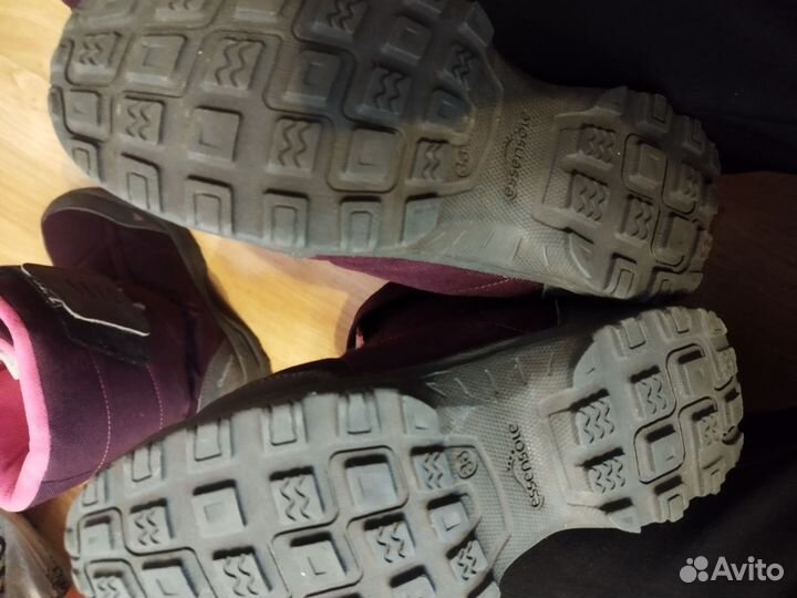 Сапоги Декатлон для девочек 35 и 36 размер