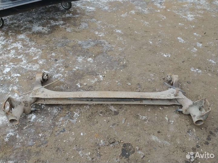 Задняя балка toyota corolla e120