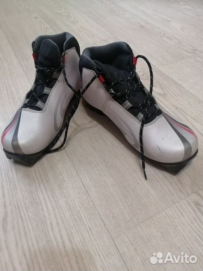Лыжные ботинки 43 размер