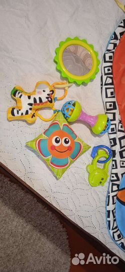 Развивающий коврик