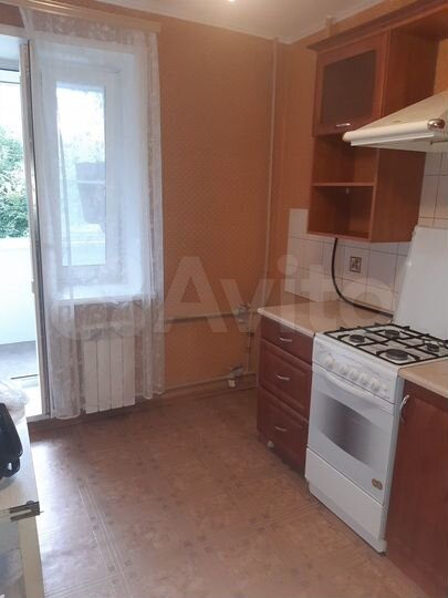 2-к. квартира, 50 м², 2/9 эт.