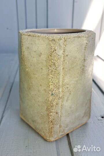 Стакан из цемента