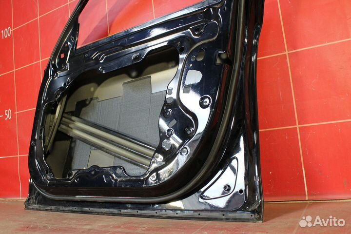 Дверь передняя правая BMW 7-Series