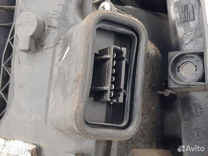 Фонарь задний для Volkswagen Lupo 6X0945096E