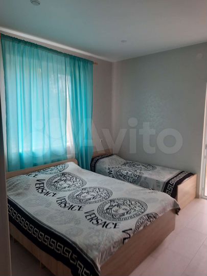 Комната 20 м² в > 9-к., 2/2 эт.