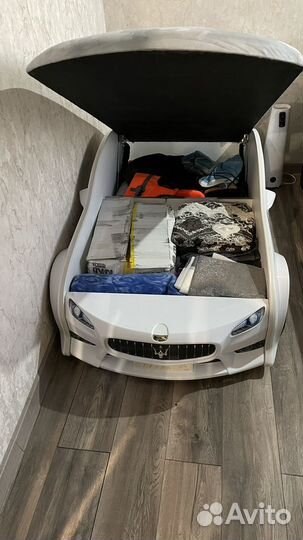 Кровать машина