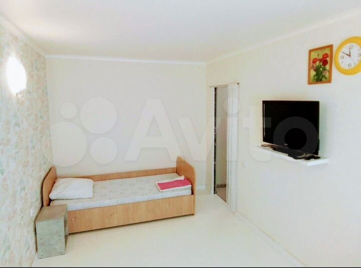 1-к. квартира, 40 м², 1/4 эт.