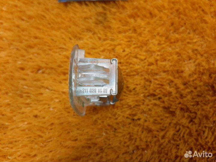 Плафон освещения задний Mercedes-Benz C-Class W203