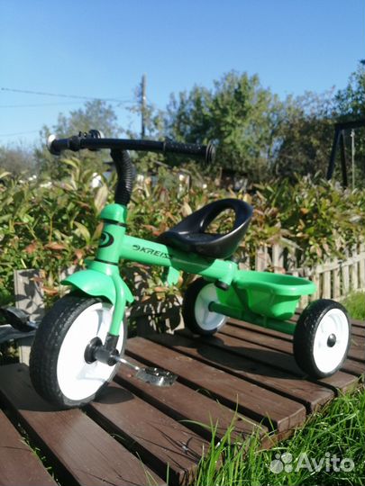 Трехколесный велосипед