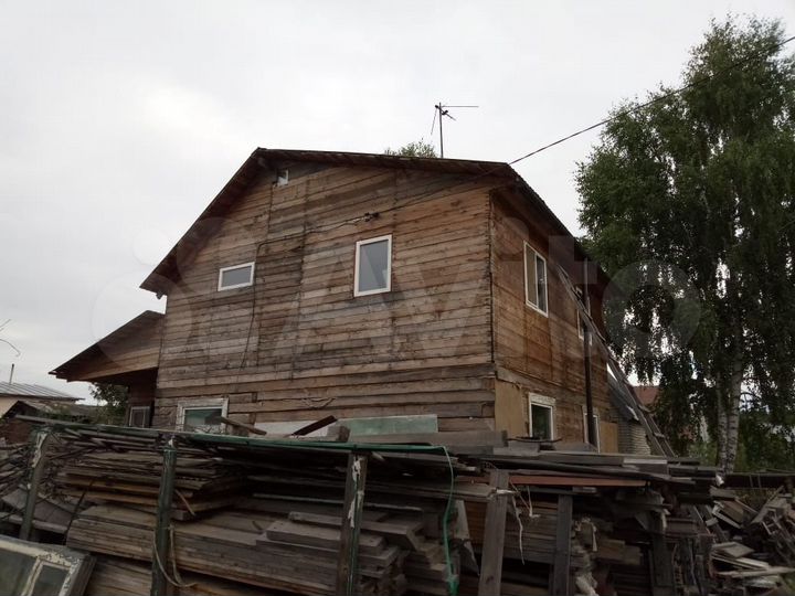 Дом 71 м² на участке 8 сот.