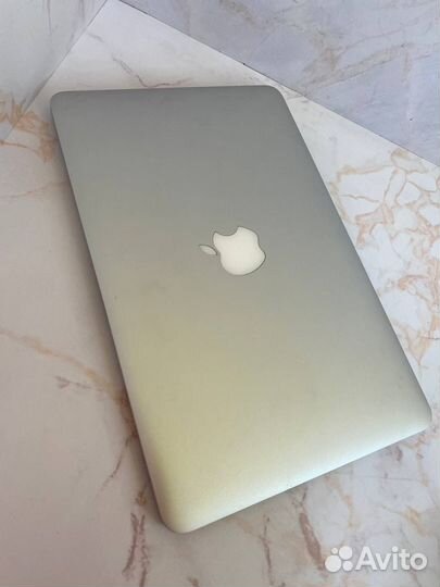 Apple MacBook Air A1465