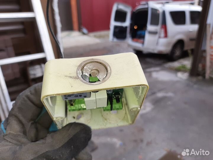 Ремонт ворот, ремонт рольставен, рольворот