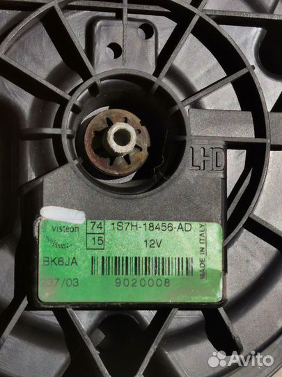 Моторчик отопителя Ford Mondeo III (2000—2003)