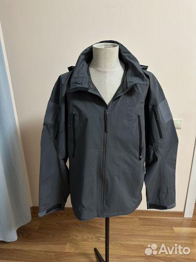 Новый оригинал Arcteryx leaf