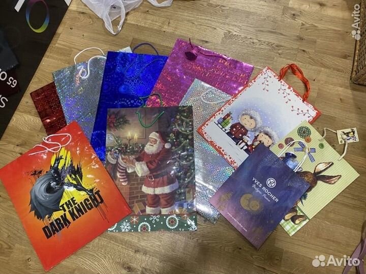 Подарочные пакеты