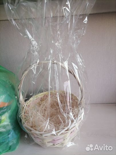 Корзина плетёная в подарочной упаковке