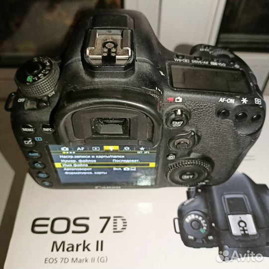 Canon eos 7d mark ii + CF32Gb + 4 аккумулятора