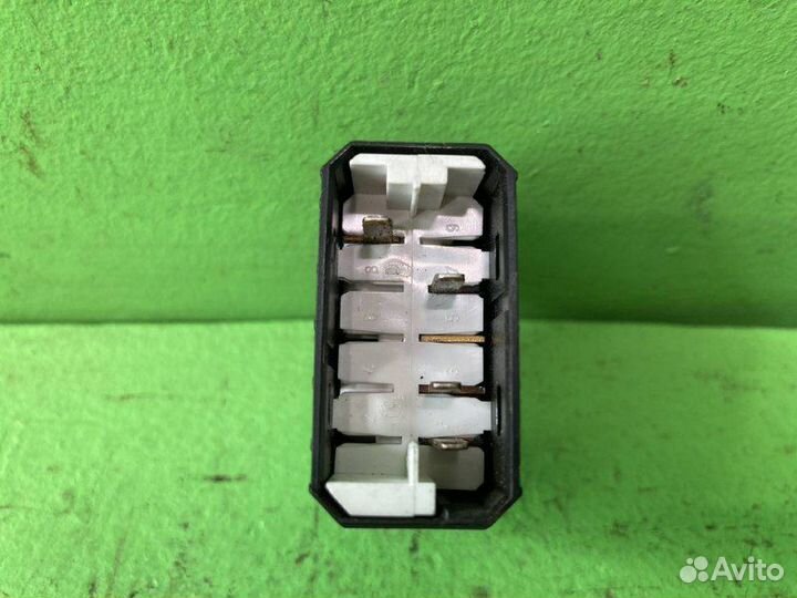 Выключатель клавишный KAMAZ 5490-S5