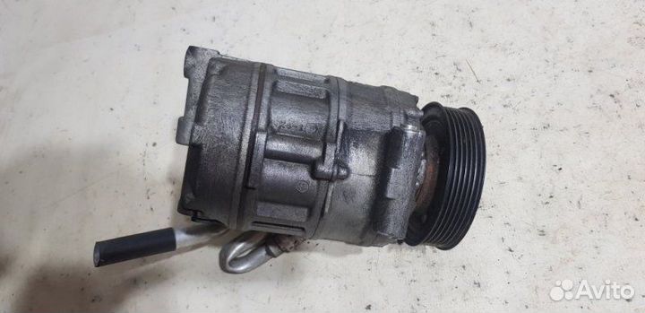 Компрессор кондиционера Audi A4 ALT 2.0