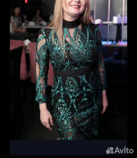 Вечернее платье