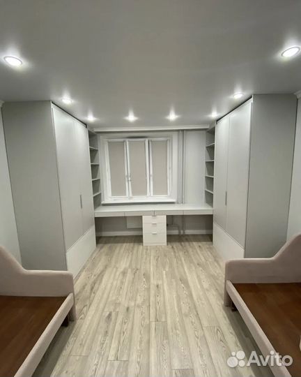 Встраиваемый шкаф