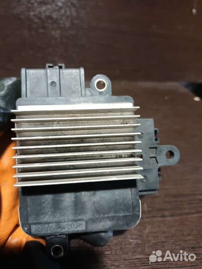 Блок управления вентилятором Lexus RX 350 2009-н.в