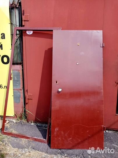 Дверь входная железная бу