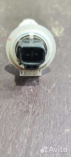 Насос бачка омывателя Toyota Land Cruiser 200