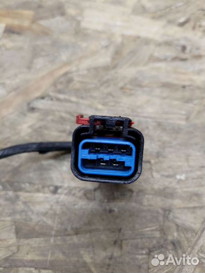 Проводка бампера заднего Крайслер Вояджер 01-07г