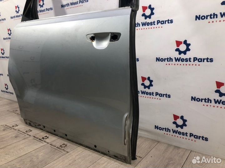 Дверь задняя правая Volkswagen Sharan