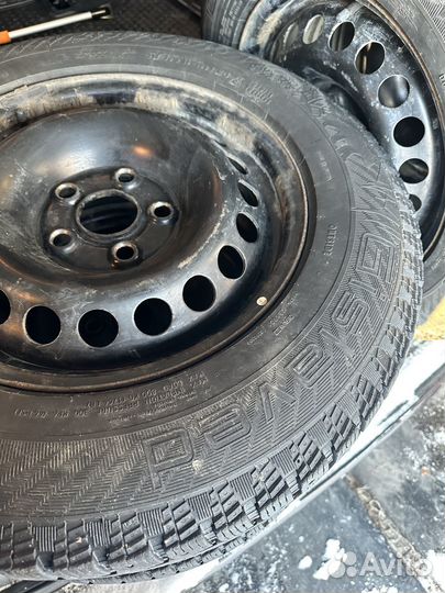 Колеса в сборе R16 зимние VW