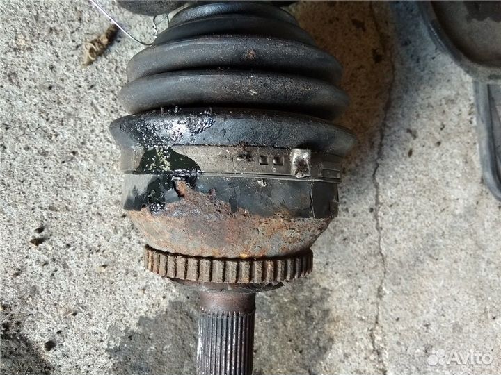 Полуось Volvo S60, 2006