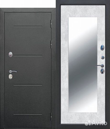 Входная дверь с зеркалом