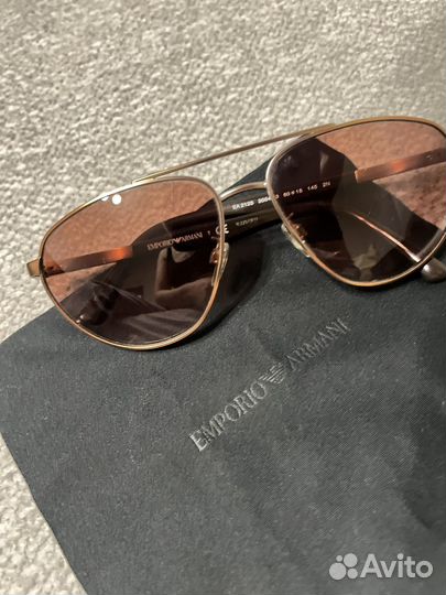 Солнцезащитные очки emporio armani