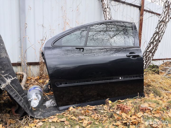 Дверь левая передняя пежо 407