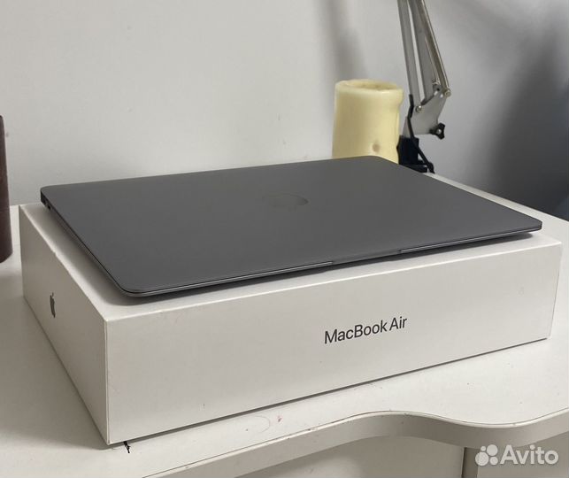 Apple MacBook air 13 2020 m1 8gb 512