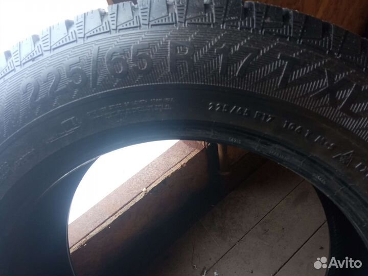 Gislaved Nord Frost 200 SUV 225/65 R17