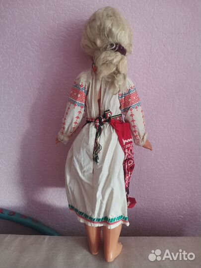 Кукла в национальном костюме