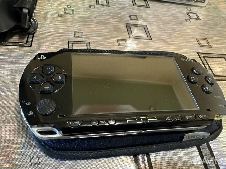 Sony PSP e 1008