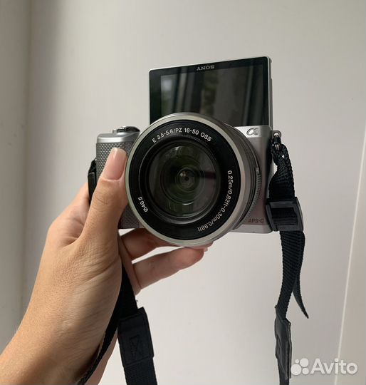 Фотоаппарат Sony Alpha A5000 Kit