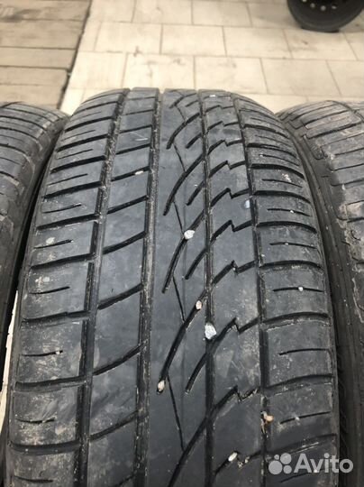 Continental ContiCrossContact UHP 225/55 R18