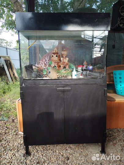 Аквариум с тумбой