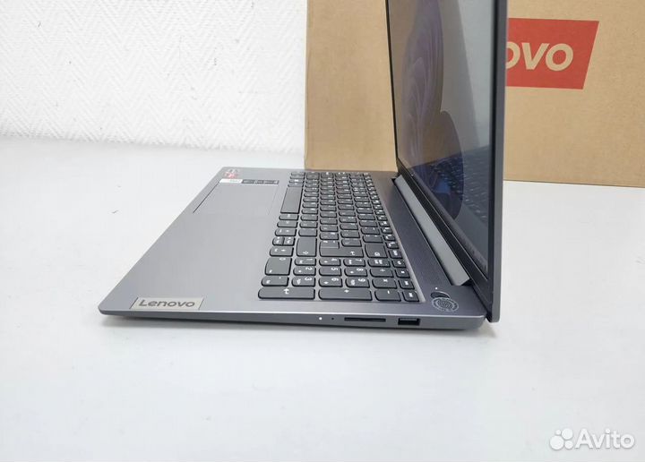Ноутбук Lenovo IdeaPad 8Gen Ryzen 7th, 8/512GB SSD