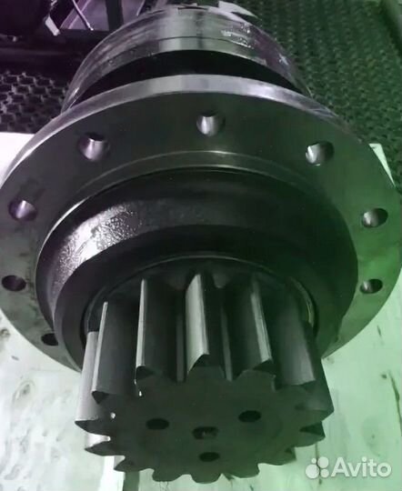 580 Super N WT Редуктор поворота Case CX210