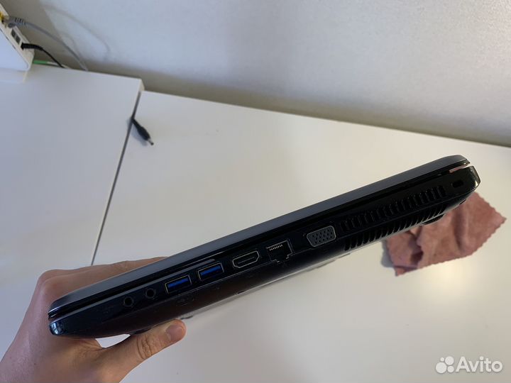 Ноутбук Toshiba Satellite L875